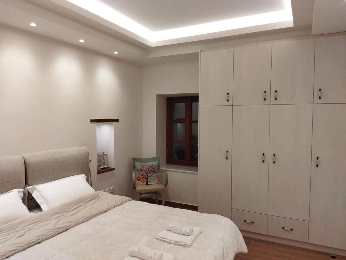 Вілла Tsolakis Luxury House Леонідіон Екстер'єр фото